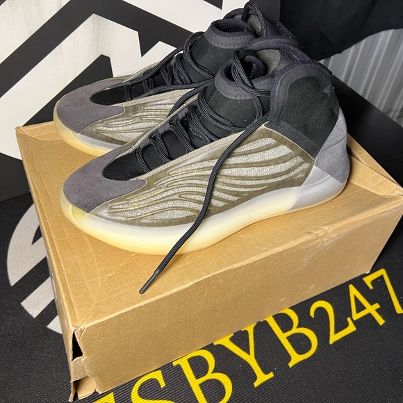 Yeezy Black and Gray Sneakers - Picture 2 of 4